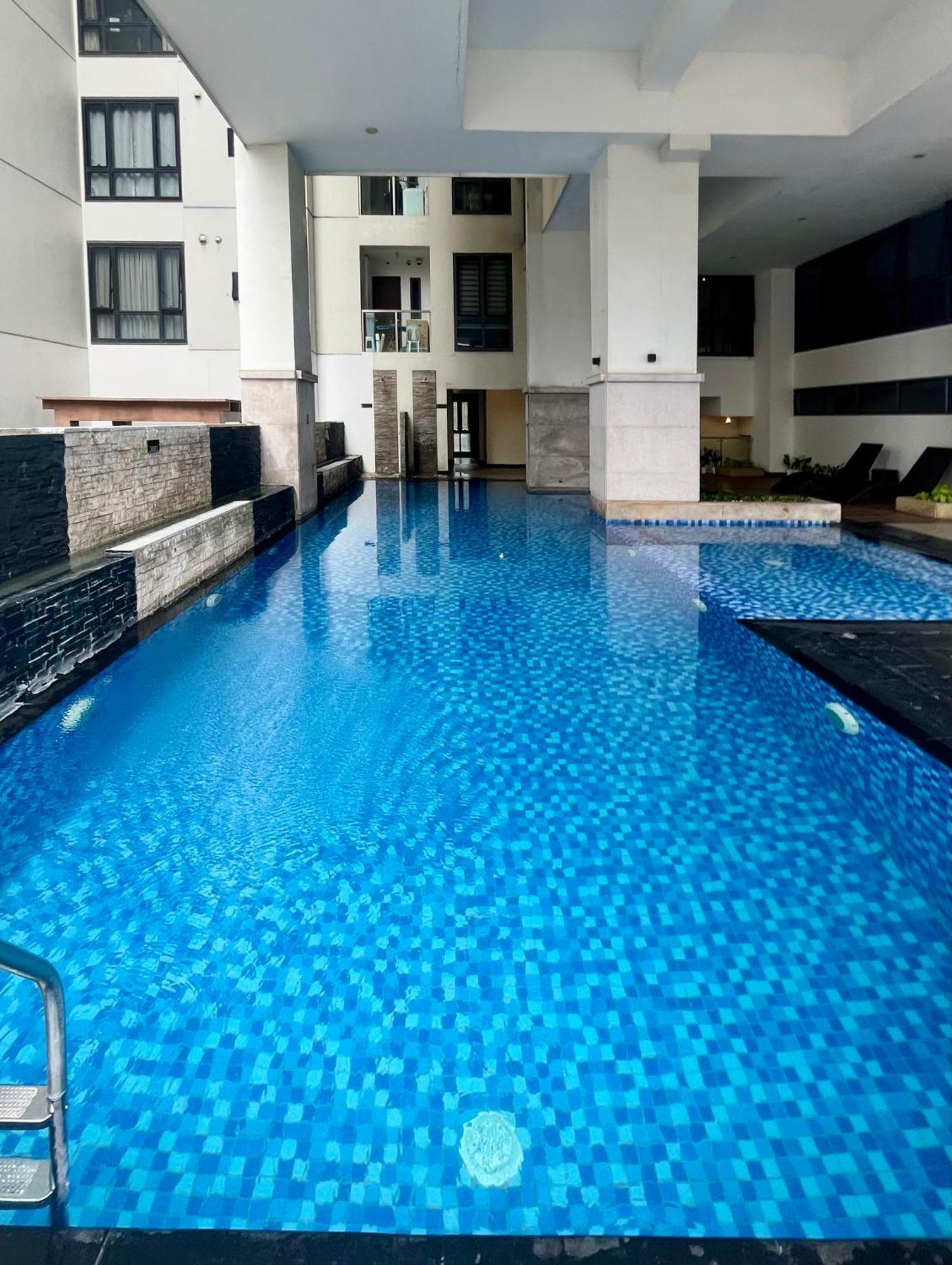 Greenbelt Hamilton Tower 1 Makati City ภายนอก รูปภาพ