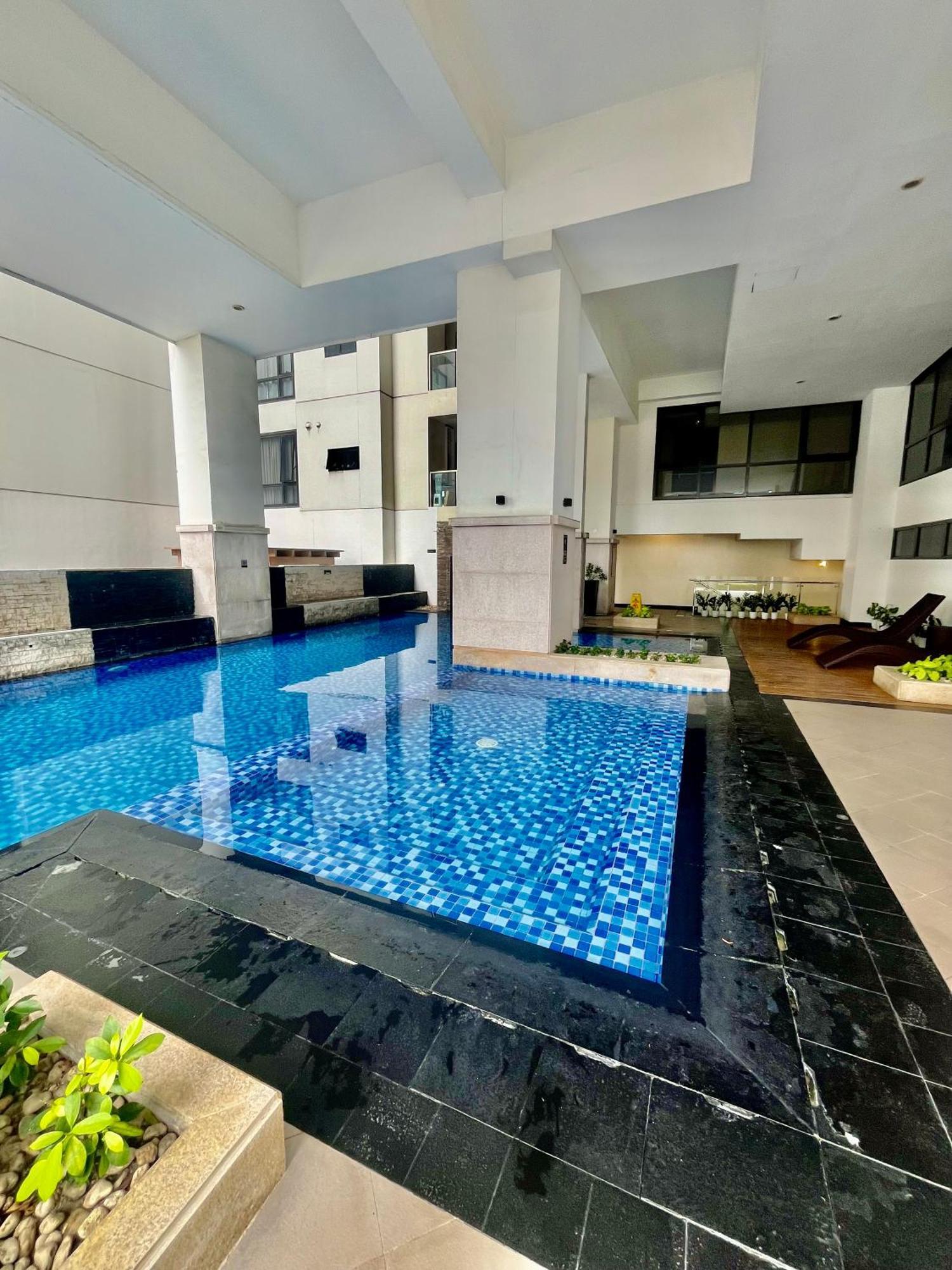 Greenbelt Hamilton Tower 1 Makati City ภายนอก รูปภาพ